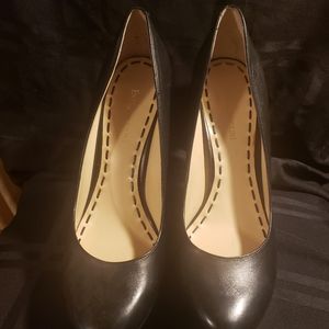 Enzo Angiolini Black platform 5 ' heels